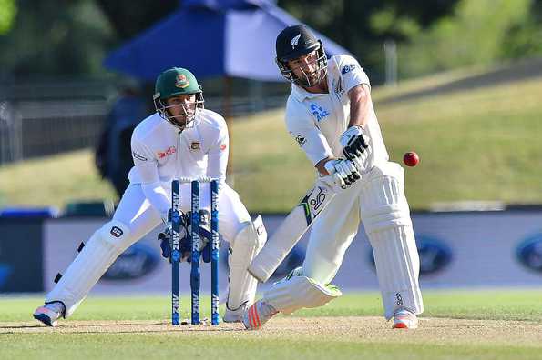 Colin de Grandhomme smashed four sixes in his cameo to help New Zealand win before stumps. Colin de Grandhomme smashed four sixes in his cameo to help New Zealand win before stumps.