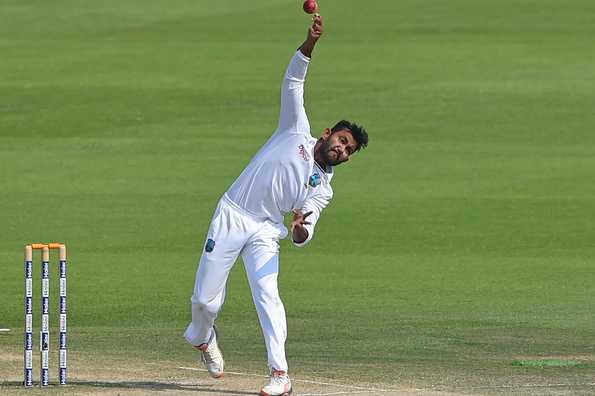 Devendra Bishoo dismissed both Younis Khan and Misbah-ul-Haq Devendra Bishoo dismissed both Younis Khan and Misbah-ul-Haq