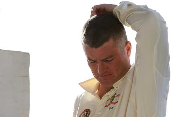 Stuart MacGill had originally sued Cricket Australia for 1.6 million dollars, and also wanted around 1 million dollars in interest Stuart MacGill had originally sued Cricket Australia for 1.6 million dollars, and also wanted around 1 million dollars in interest