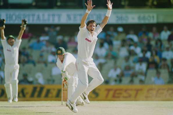 Fanie de Villiers lost much of his cricket due to the apartheid movement and made his international debut only at 29. Fanie de Villiers lost much of his cricket due to the apartheid movement and made his international debut only at 29.