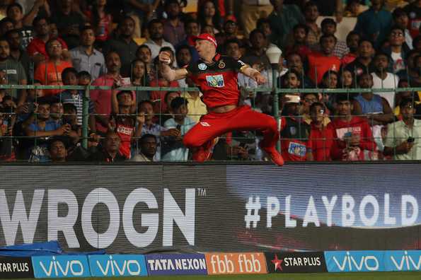 SRH need 219 to win