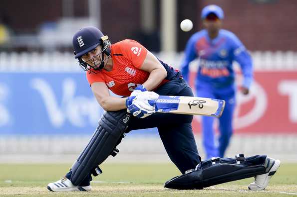Nat Sciver led the chase with a fifty Nat Sciver led the chase with a fifty