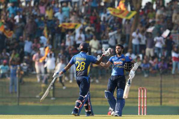 Mendis and Fernando scored tons in the second ODI Mendis and Fernando scored tons in the second ODI