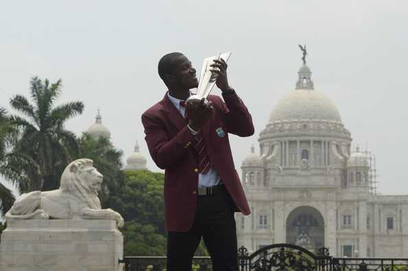 West Indies' T20I captain Darren Sammy lambasted the board during his speech after winning the World T20.