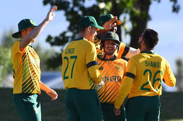 "Patience is key at the moment. The team hasn't played together in five to six months. It's all about patience" - de Kock "Patience is key at the moment. The team hasn't played together in five to six months. It's all about patience" - de Kock