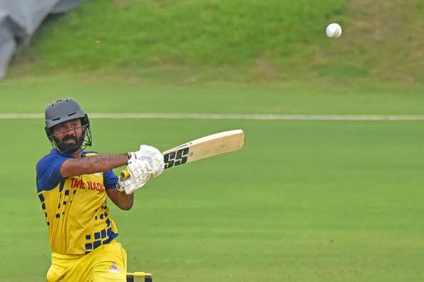 Dinesh Karthik hit an unbeaten 26 in the chase. Dinesh Karthik hit an unbeaten 26 in the chase.