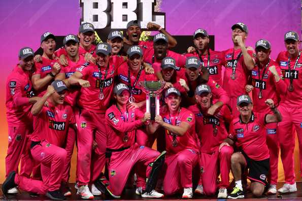 The victorious Sydney Sixers team The victorious Sydney Sixers team