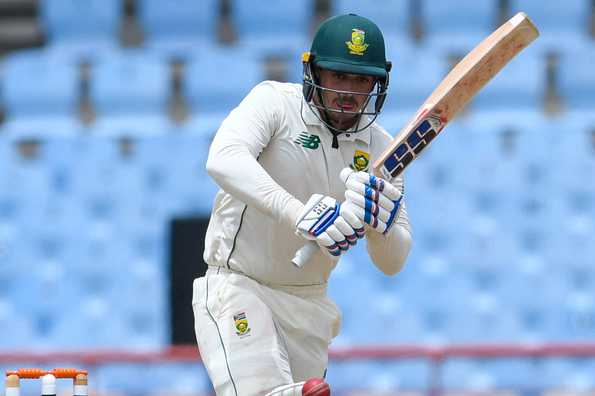 Quinton de Kock remained unbeaten on 44 Quinton de Kock remained unbeaten on 44