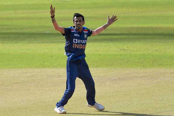 Chahal picked three wickets to dent Sri Lanka in the middle overs.