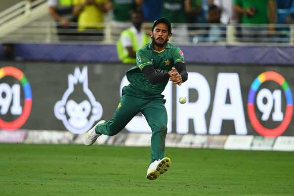 Did Hasan Ali drop the cup?