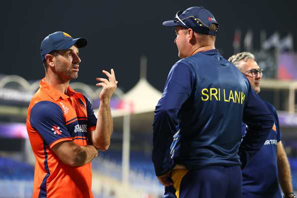 Ten Doeschate had recently announced his retirement. Ten Doeschate had recently announced his retirement.