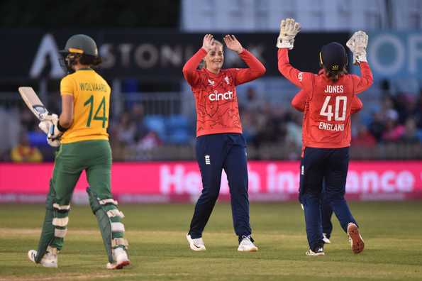 Sophie Ecclestone starred with an all-round outing as England Women outclassed South Africa to sweep the T20I series 3-0 Sophie Ecclestone starred with an all-round outing as England Women outclassed South Africa to sweep the T20I series 3-0
