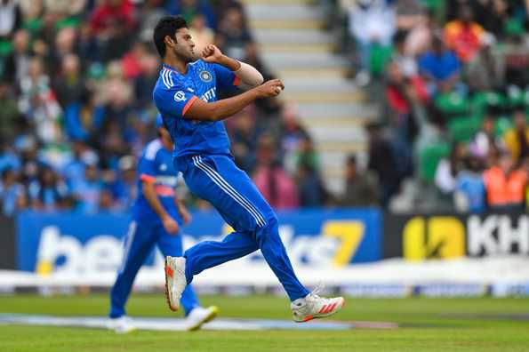 Shivam Dube hasn't had much opportunity to make an impact so far in the T20 series Shivam Dube hasn't had much opportunity to make an impact so far in the T20 series