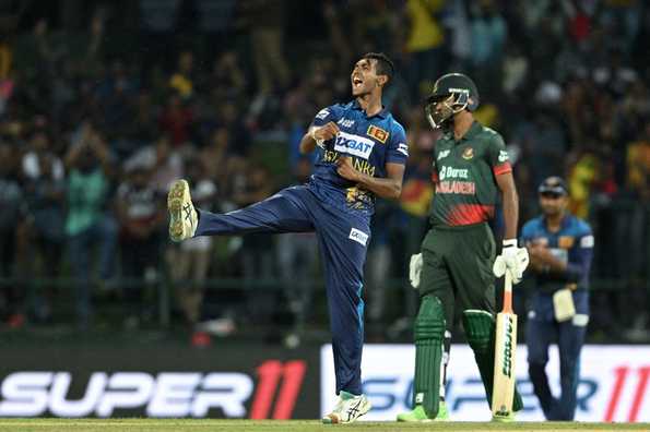 Pathirana picked up 4/32 Pathirana picked up 4/32