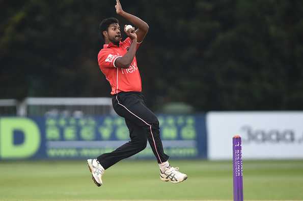 Varun Aaron recorded his career-best List A figures of 6-33