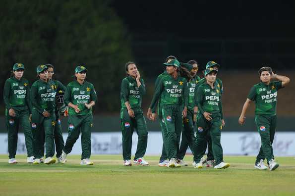 Pakistan's women cricketers still waiting to be paid salaries for the last 4 months. Pakistan's women cricketers still waiting to be paid salaries for the last 4 months.