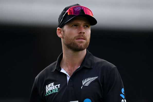 Lockie Ferguson experienced pain in his right foot while bowling on Sunday Lockie Ferguson experienced pain in his right foot while bowling on Sunday