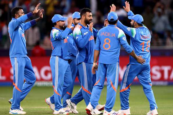 Varun Chakaravarthy's splendid performance against NZ opens up a selection debate Varun Chakaravarthy's splendid performance against NZ opens up a selection debate