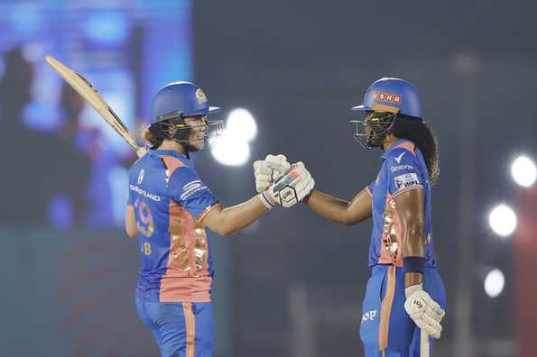 Matthews and Sciver-Brunt put on a record 133-run stand Matthews and Sciver-Brunt put on a record 133-run stand