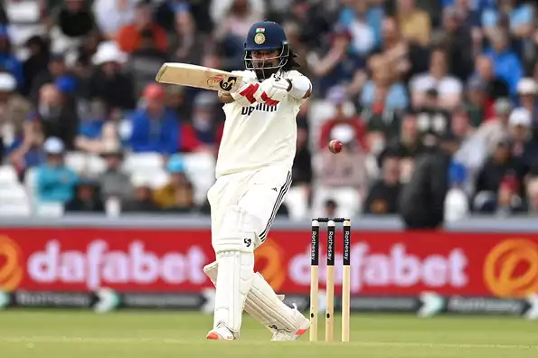 KL Rahul enroute to 47 