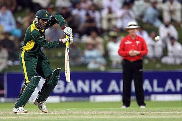 Pakistan's Mohammad Aamir prepares to play a shot during the final one-day international cricket match against New Zealand in Abu Dhabi. Aamir's explosive half-century to clinch the series against Pakistan with a narrow seven-run victory. Pakistan's Mohammad Aamir prepares to play a shot during the final one-day international cricket match against New Zealand in Abu Dhabi. Aamir's explosive half-century to clinch the series against Pakistan with a narrow seven-run victory.