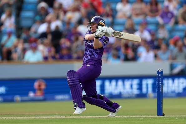 Wareham scored 29* off 17 and picked 2 wickets Wareham scored 29* off 17 and picked 2 wickets