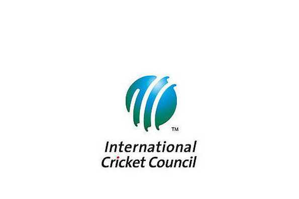 The ICC has rubbished media reports about Simon Taufel apologising to Umar Akmal. The ICC has rubbished media reports about Simon Taufel apologising to Umar Akmal.