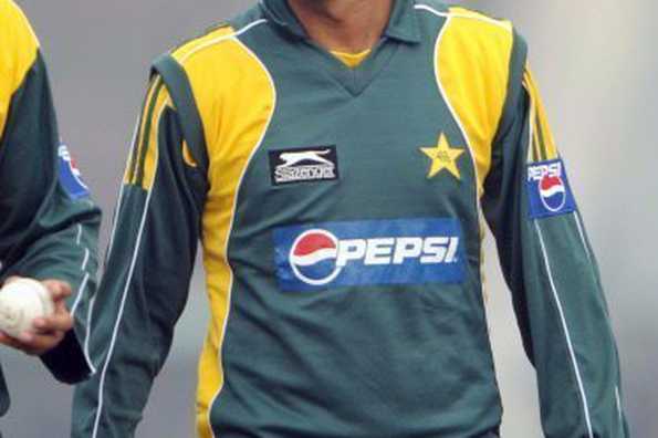 Shoaib Malik is ready to open the innings for Pakistan. Shoaib Malik is ready to open the innings for Pakistan.