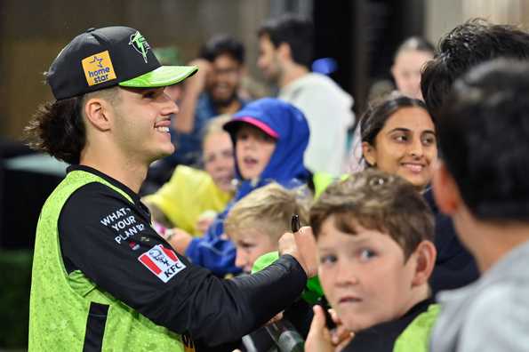 Growing up supporting Thunder, Konstas said batting alongside veteran David Warner was a great learning curve for him last season Growing up supporting Thunder, Konstas said batting alongside veteran David Warner was a great learning curve for him last season