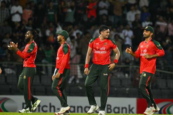 Taskin Ahmed registered figures of 4/28 Taskin Ahmed registered figures of 4/28