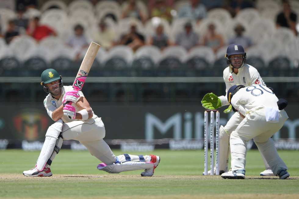 Faf du Plessis's dismissal was one of many false shots that led to South Africa's downfall Faf du Plessis's dismissal was one of many false shots that led to South Africa's downfall