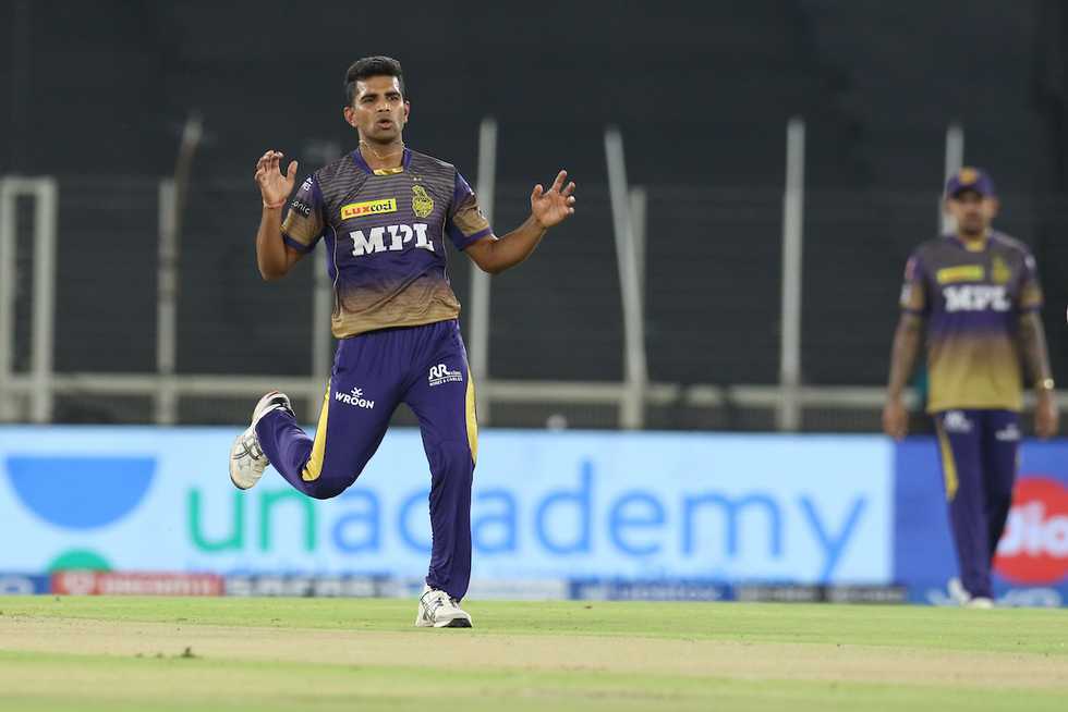 Shivam Mavi returned figures of 1 for 13 from his 4-over spell Shivam Mavi returned figures of 1 for 13 from his 4-over spell