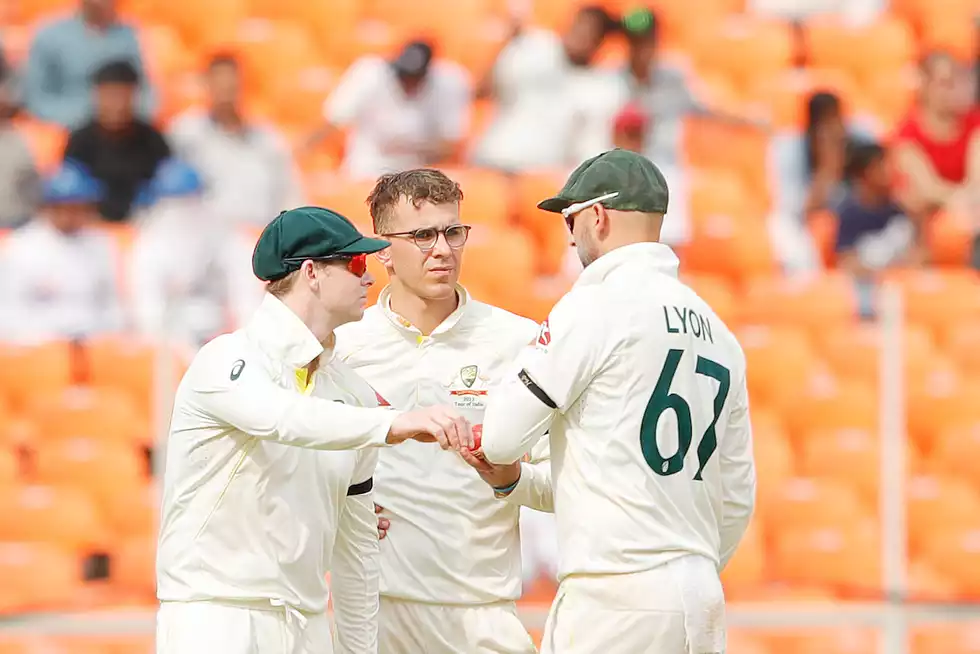 Nathan Lyon and Steve Smith sharing their experience with Todd Murphy Nathan Lyon and Steve Smith sharing their experience with Todd Murphy