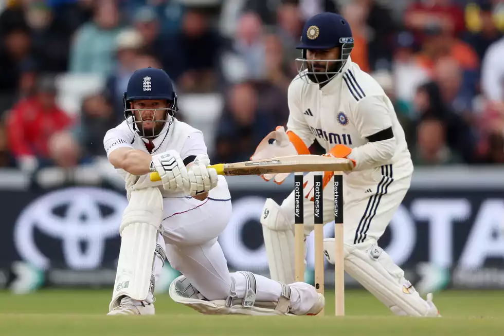 In the last three years, Duckett has hit 98 runs with reverse sweeps behind square and 61 in front of it.